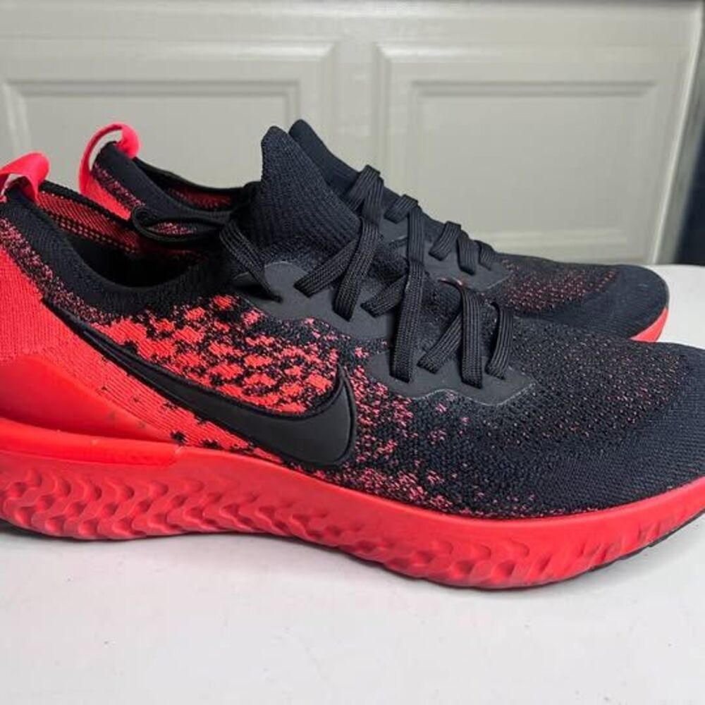 Nike Epic React Flyknit Running Shoes mens 11.5